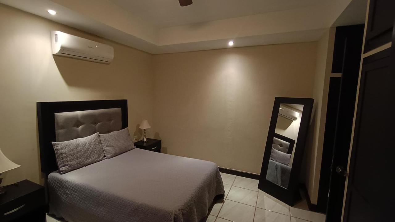 Suites Entrelagos Ciudad Obregon Bagian luar foto